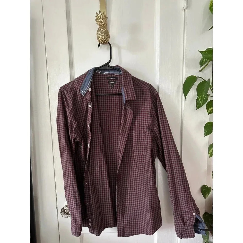 Express Soft Wash Men’s size Medium Checkered Long sleeve button down shirt
